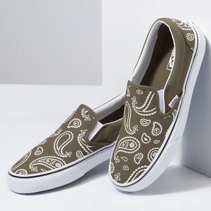 NEW VANS PEACE PAISLEY CLASSIC SLIP-ON SHOE